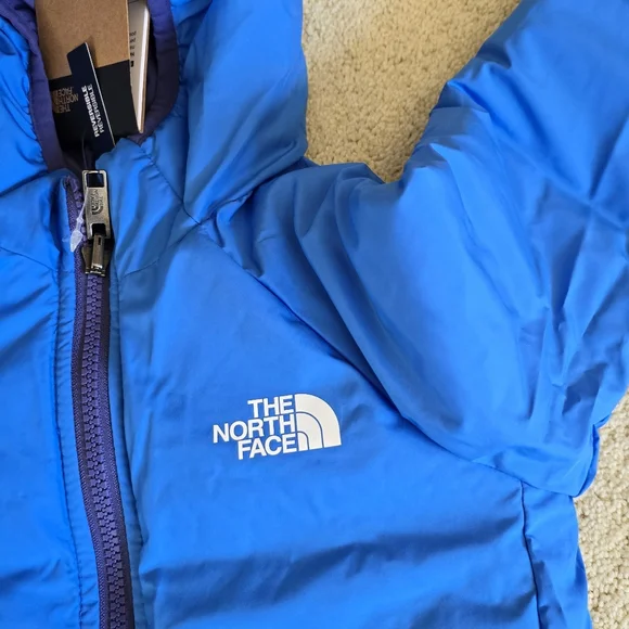 The North Face Kid Reversable Perrito Jacket - Picture 5 of 14